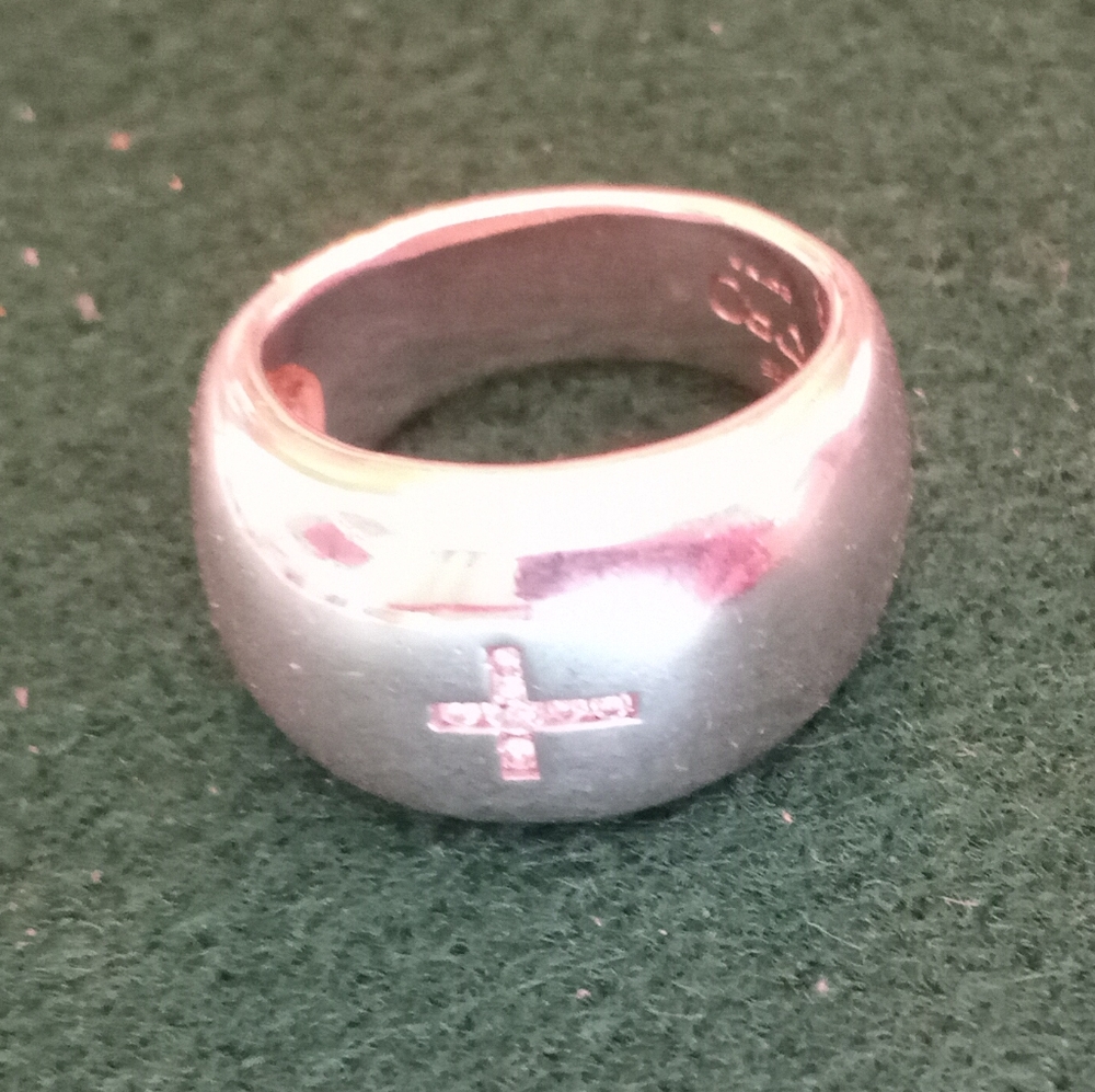 White crystal Cross signed 925 MO ring